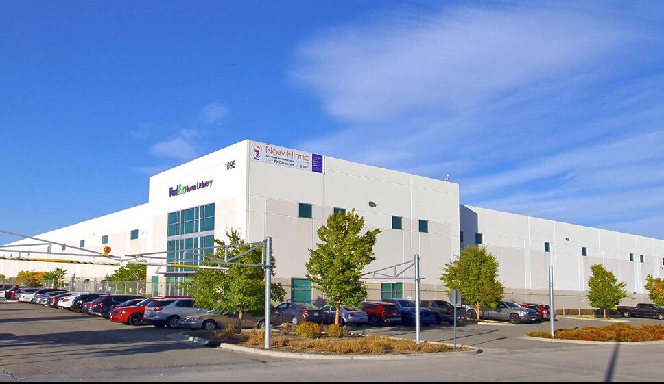 Featured image for “Postal Service leases more large spaces for S&DCs”